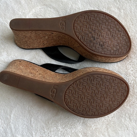 UGG leather wedge thong sandals sz 8,5 - Picture 10 of 10